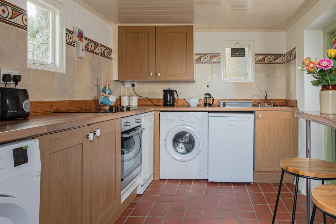 1844 Seascape Cottage Is Located On The Wild Atlantic Way Fanore Zewnętrze zdjęcie